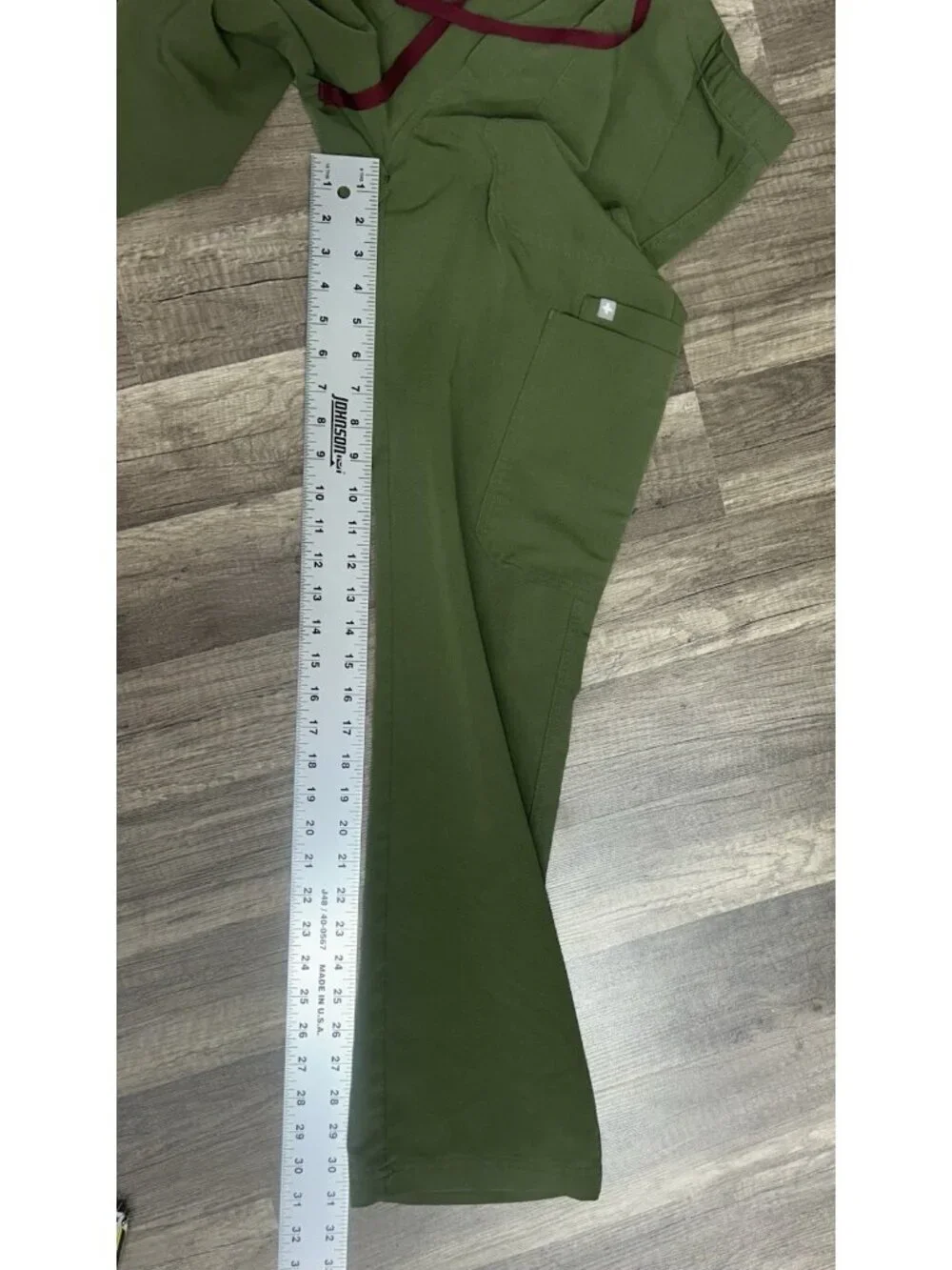 FIGS Cairo Cargo Scrub Pants Technical Collection Medium Green 31” Inseam